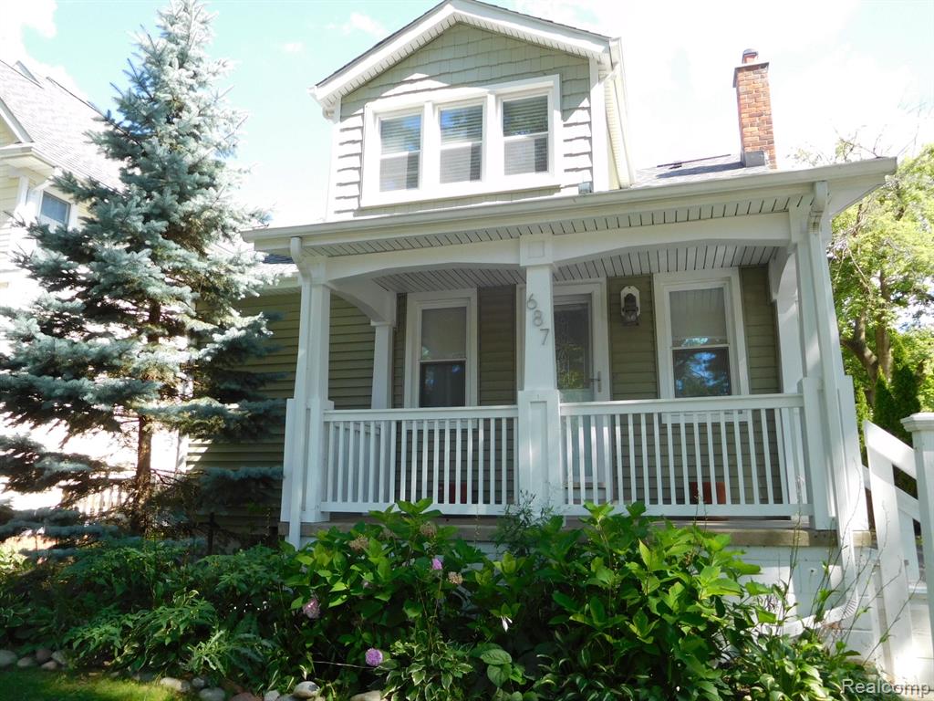 Davis Ave, Birmingham, MI 48009