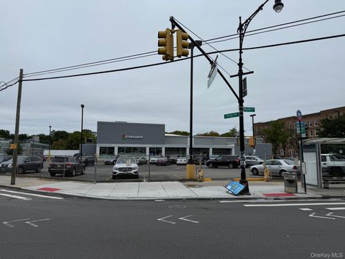 7120 Cypress Hills St, Glendale, NY, 11385-6246 | Card Image