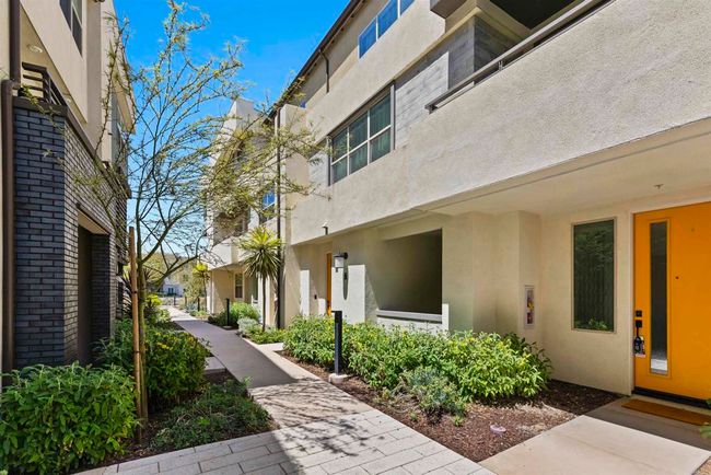 UNIT-4 - 1840 Mint Ter, Condo with 3 bedrooms, 4 bathrooms and 2 parking in Chula Vista CA | Image 37