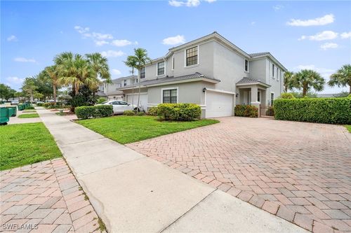 385-15662 Summit Place Cir, NAPLES, FL, 34119-4111 | Card Image