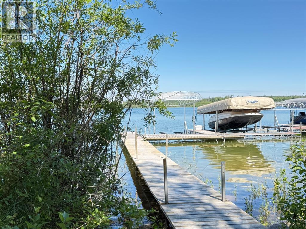 Residential in Lac Des Iles 4