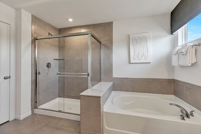 2427 Naperville Wheaton Rd, House other with 4 bedrooms, 4 bathrooms and null parking in Naperville IL | Image 15