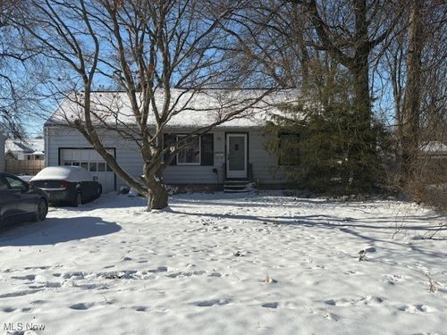 660 Rokeby Rd, Eastlake, OH, 44095-2548 | Card Image