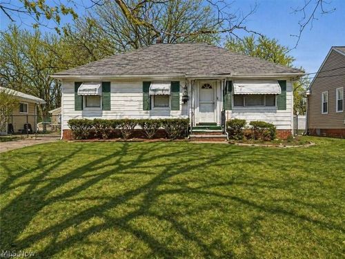 16241 Glenburn Ave, Cleveland, OH, 44128-3207 | Card Image