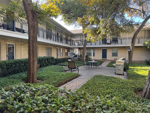 108-5818 E University Boulevard, Dallas, TX, 75206 | Card Image