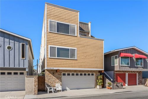 17081 5th St, Sunset Beach, CA, 90742-2031 | Card Image