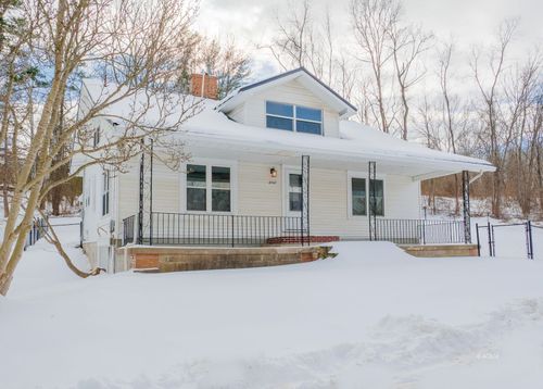 8747 Mclean Ln, Athens, OH, 45701-3518 | Card Image