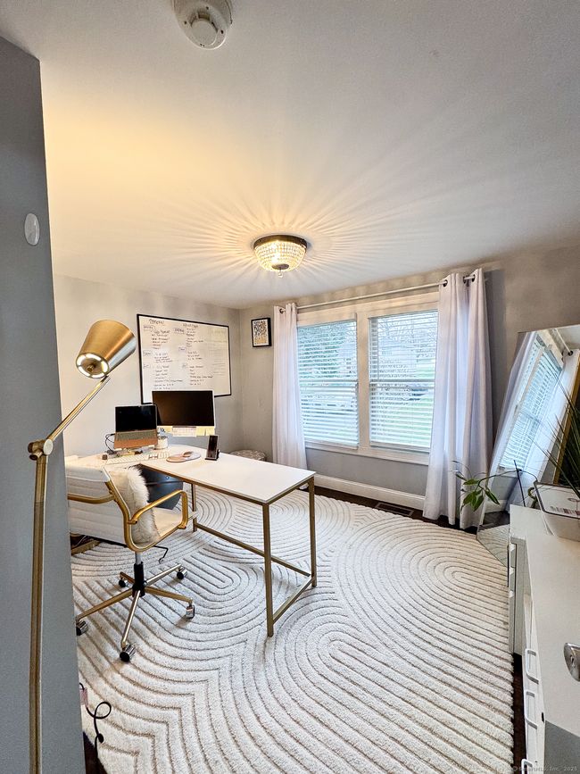 5 Shannon Rdg, House other with 3 bedrooms, 3 bathrooms and null parking in Danbury CT | Image 14