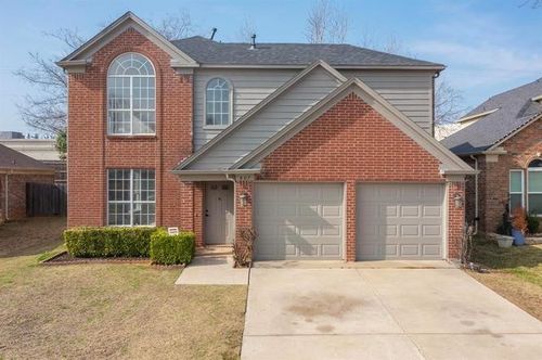 907 Waterford Way, Euless, TX, 76039-3445 | Card Image