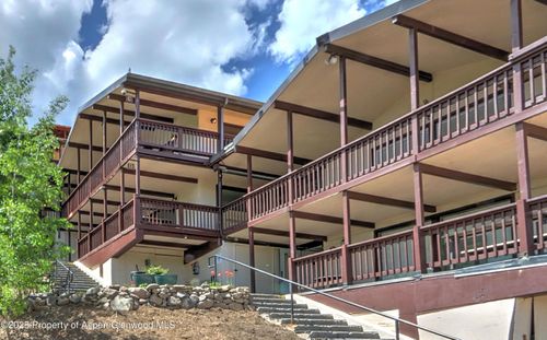 b6-11101 County Road 117, Glenwood Springs, CO, 81601-9534 | Card Image