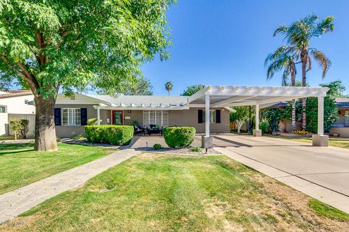 4113 E Minnezona Ave, Phoenix, AZ, 85018-3716 | Card Image