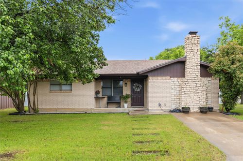 4416 Mimosa Dr, Brownwood, TX, 76801-8312 | Card Image