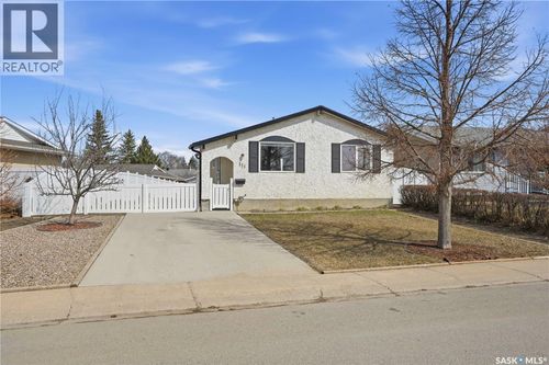 111 Forsyth Cres, Regina, SK, S4R5L8 | Card Image