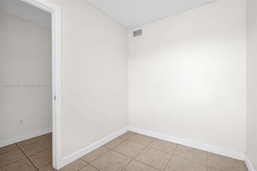222-400 Nw 65th Ave, Margate, FL, 33063-8239 | Card Image