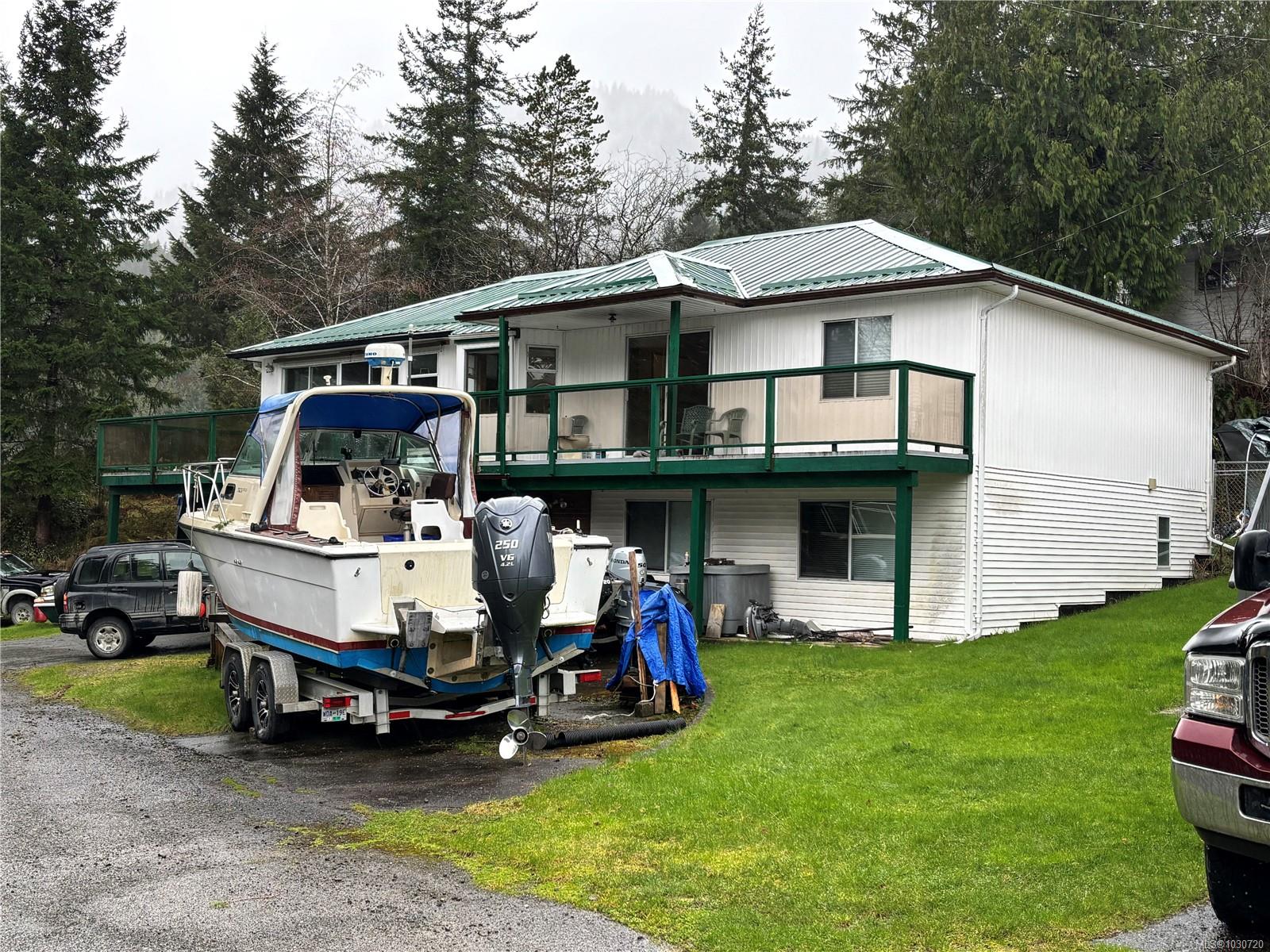 Residential in Tahsis