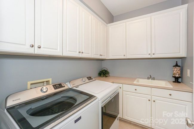626 Lorain Ave Nw, House other with 5 bedrooms, 3 bathrooms and null parking in Concord NC | Image 29