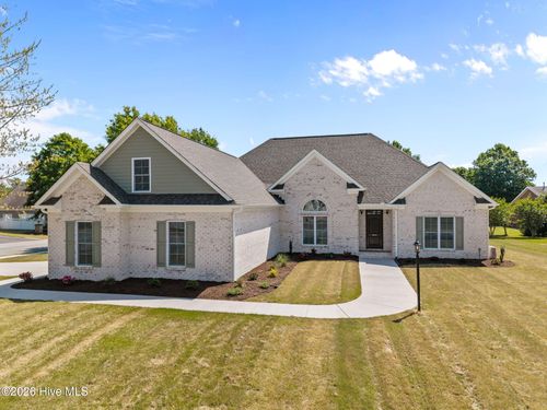 404 Donald Dr, Winterville, NC, 28590-9938 | Card Image