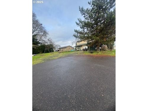 314 S 13th St, Saint Helens, OR, 97051-6206 | Card Image