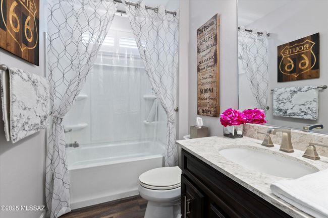 29-Bathroom | Image 27