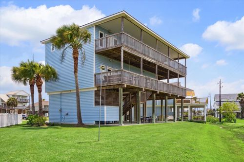 4015 Warchest Ct, Galveston, TX, 77554 | Card Image