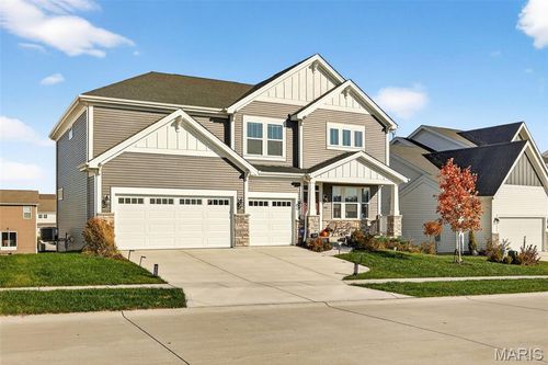 434 Smithton Blvd, O Fallon, MO, 63368-2312 | Card Image