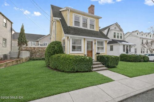 3 Bolling Pl, Greenwich, CT, 06830-6537 | Card Image