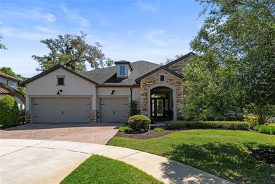 Oversize three car garage | Image 2