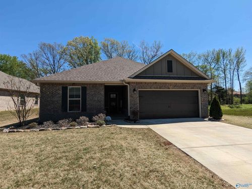 152 Summer Pointe Ln, Madison, AL, 35757-5000 | Card Image