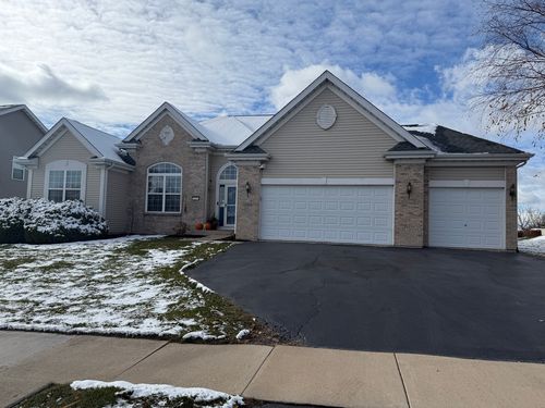 12434 Kings Point Dr, Loves Park, IL, 61111-8962 | Card Image