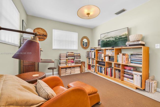 700 Ne 155 Th St, House other with 3 bedrooms, 2 bathrooms and null parking in Miami FL | Image 21