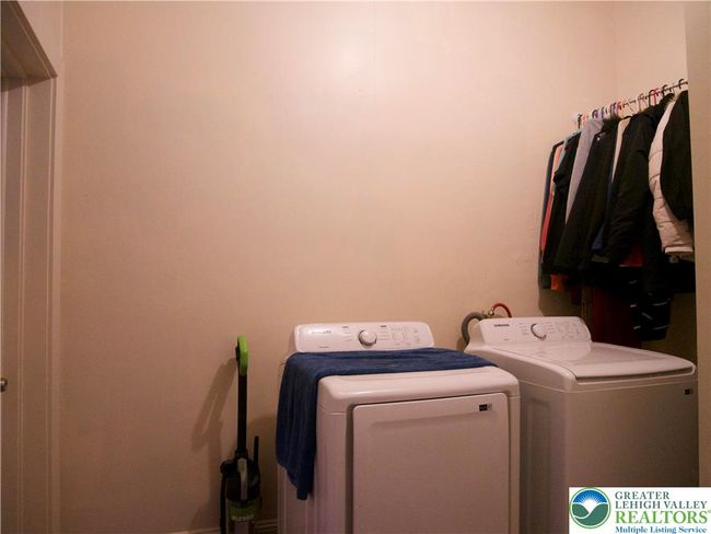 266 E Walnut St, Condo with 13 bedrooms, 6 bathrooms and 8 parking in Allentown PA | Image 18