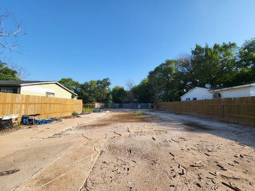 105 Zachary St, Houston, TX, 77029-4835 | Card Image