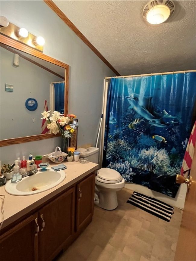 1240 Jollytown Rd, House other with 4 bedrooms, 3 bathrooms and 3 parking in New Freeport PA | Image 21