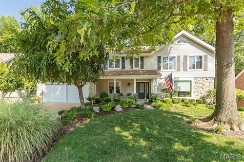 1705 Carman Valley Dr, Ballwin, MO, 63021-5879 | Card Image