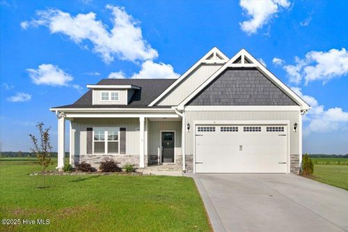 106 Fynloch Chase Dr, Fremont, NC, 27830-7700 | Card Image
