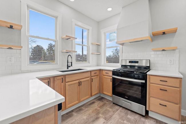 1746 S Main Ln, House other with 3 bedrooms, 3 bathrooms and null parking in Pierceton IN | Image 11