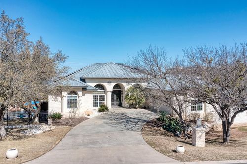 303 Left Ln, Horseshoe Bay, TX, 78657-5649 | Card Image