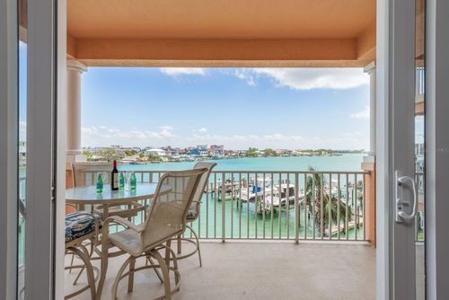 unit-303-530 S Gulfview Blvd, Clearwater, FL, 33767-2505 | Card Image