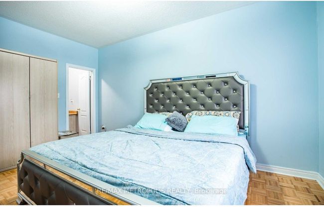 UPPER - 13 Savita Rd, House other with 3 bedrooms, 2 bathrooms and 2 parking in Brampton ON | Image 10