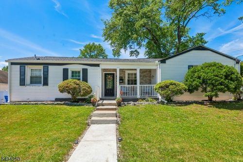 141 Grant Ave, Fords, NJ, 08863-1523 | Card Image