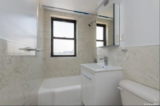 APT-11W - 99-72 66 Th Rd, Home with 1 bedrooms, 1 bathrooms and null parking in Rego Park NY | Image 12