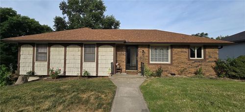 8600 N Campbell St, Kansas City, MO, 64155-2635 | Card Image