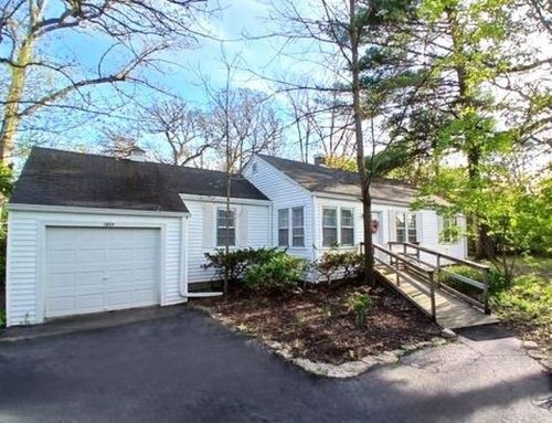 1805 Gilbert Ave, Downers Grove, IL, 60515-4315 | Card Image