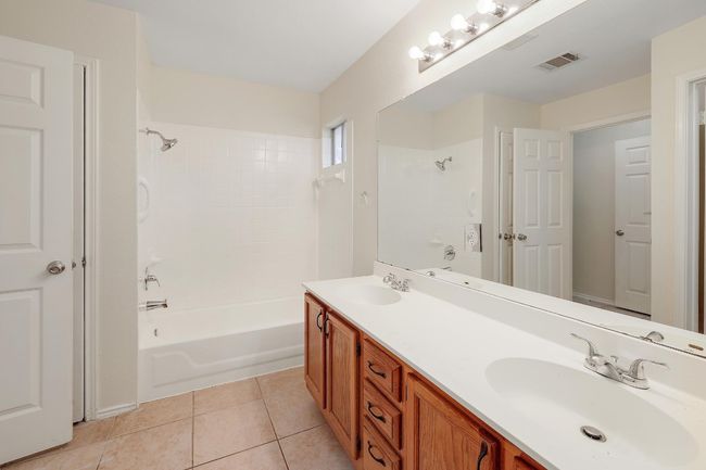 17254 Bushmills Rd, House other with 3 bedrooms, 2 bathrooms and 2 parking in Pflugerville TX | Image 16
