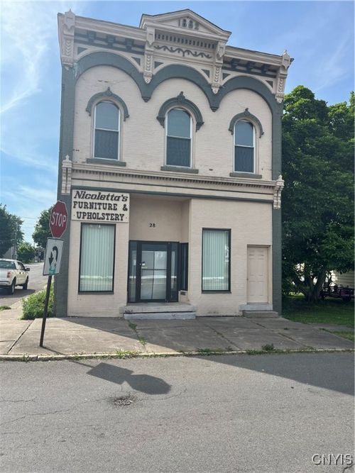 28 Sodus St, Clyde, NY, 14433-1236 | Card Image