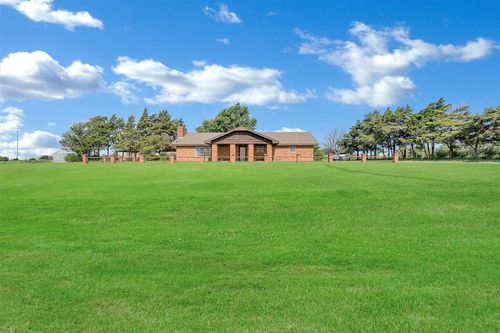 1001 Main St, Rocky, OK, 73661-9009 | Card Image