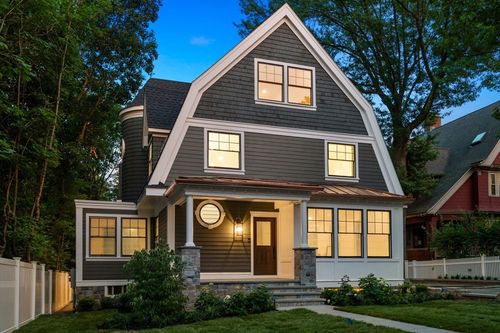 85 Naples Rd, Brookline, MA, 02446-5769 | Card Image