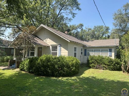 603 S Cottonwood St, Strong City, KS, 66869-9787 | Card Image