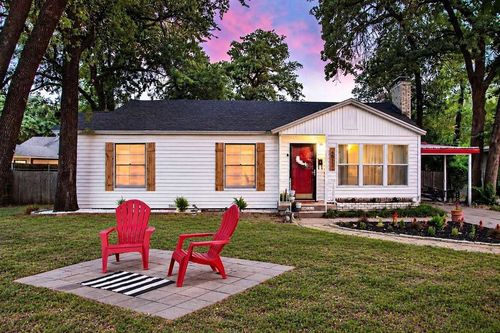 4833 Black Oak Ln, River Oaks, TX, 76114-2902 | Card Image