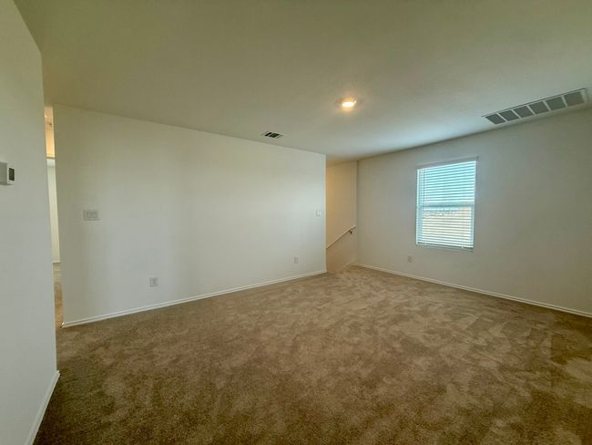 Game/Flex room upstairs | Image 13